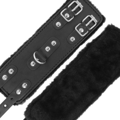 DARKNESS  WRIST RESTRAINTS BLACK WITH FUR - D-221234 - Dona Pimenta