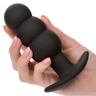 CALEXOTICS - ROCK BOTTOM PLUG ANAL COM ESFERAS 10 VIBRAÇÕES SILICONE PRETO - D-241435 - Dona Pimenta