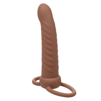 CALEXOTICS - MAXX RIBBED DUAL PENETRATOR 10 VIBRAÇÕES MARROM - D-241456 - Dona Pimenta